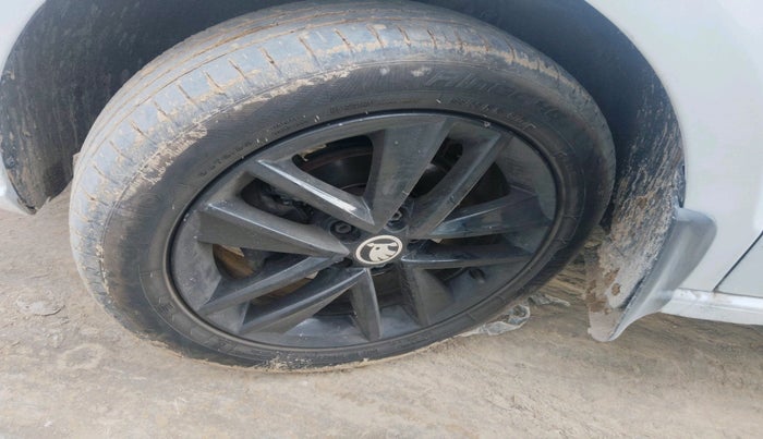 2020 Skoda Rapid AMBITION 1.5 TDI, Diesel, Manual, 85,584 km, tyre