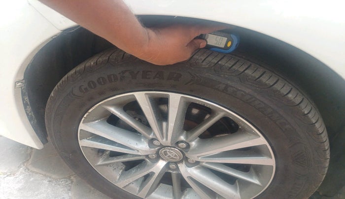 2016 Toyota Corolla Altis VL CVT PETROL, Petrol, Automatic, 94,503 km, tyre