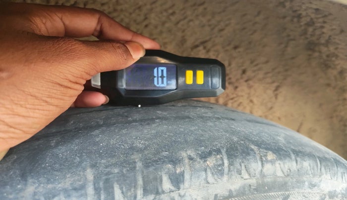 2013 Honda Amaze 1.5L I-DTEC S, Diesel, Manual, 2,24,229 km, tyre