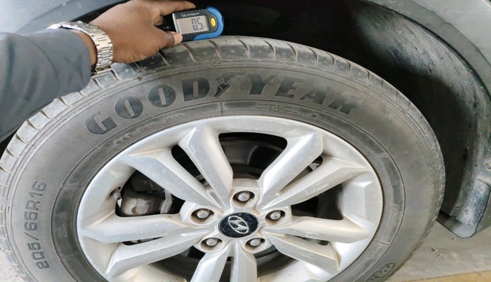 2016 Hyundai Creta SX PLUS 1.6 PETROL, Petrol, Manual, 55,610 km, tyre