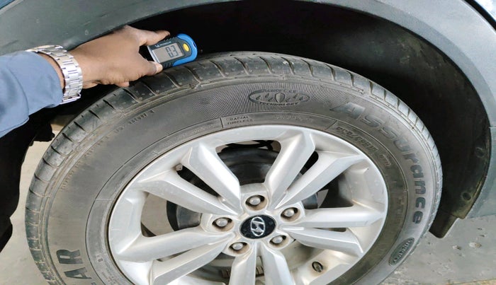 2016 Hyundai Creta SX PLUS 1.6 PETROL, Petrol, Manual, 55,610 km, tyre