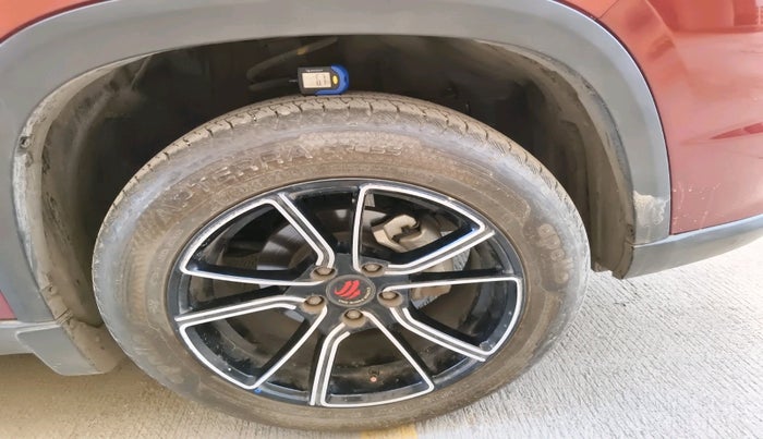 2023 Maruti Grand Vitara DELTA SMART HYBRID AT, Petrol, Automatic, 23,331 km, tyre