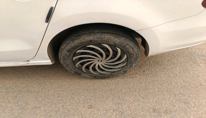 2012 Skoda Rapid AMBITION 1.6 TDI CR MT, Diesel, Manual, 1,56,608 km, tyre