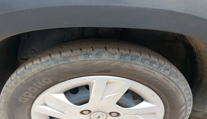 2021 Renault Kwid RXT 1.0 AMT (O), Petrol, Automatic, 21,111 km, tyre