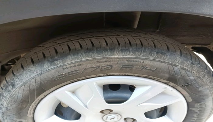 2021 Renault Kwid RXT 1.0 AMT (O), Petrol, Automatic, 21,111 km, tyre