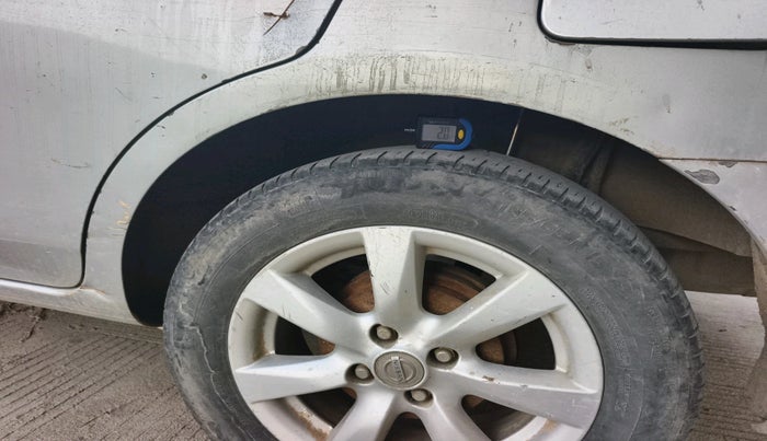 2012 Nissan Sunny XV DIESEL, Diesel, Manual, 1,25,193 km, tyre