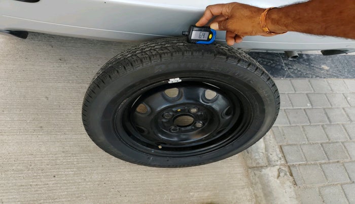 2009 Maruti Wagon R VXI MINOR, Petrol, Manual, 42,824 km, tyre