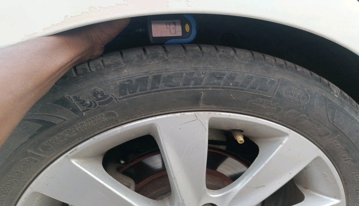 2013 Hyundai Verna FLUIDIC 1.6 CRDI SX, Diesel, Manual, 1,88,261 km, tyre