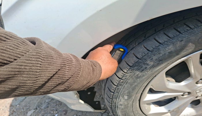 2018 Honda Amaze 1.2L I-VTEC VX, Petrol, Manual, 1,44,052 km, tyre