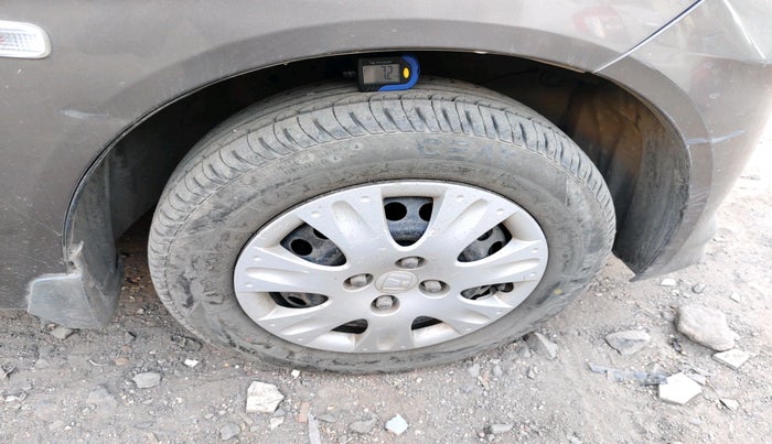 2014 Honda Brio S MT, Petrol, Manual, 29,664 km, tyre