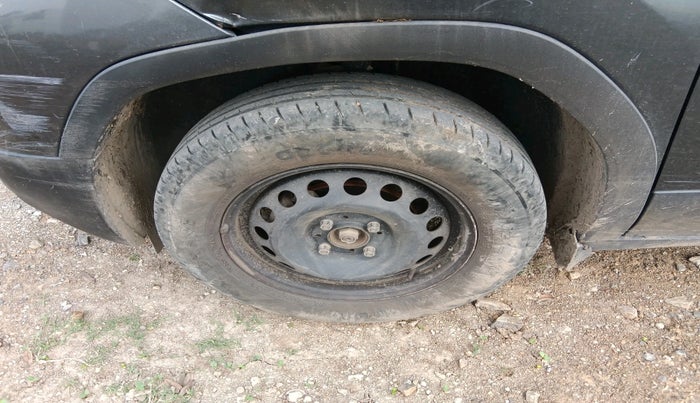 2023 Tata PUNCH PURE MT, Petrol, Manual, 89,488 km, tyre