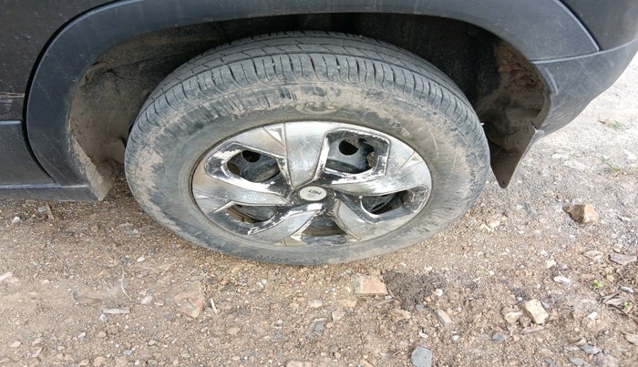 2023 Tata PUNCH PURE MT, Petrol, Manual, 89,488 km, tyre