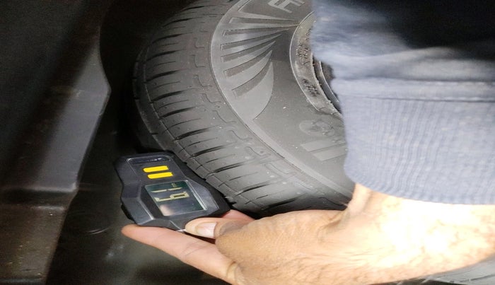 2024 Hyundai EXTER SX 1.2 CNG MT, CNG, Manual, 39,882 km, tyre