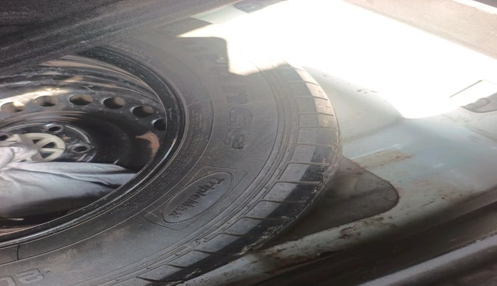 2021 KIA SELTOS HTK PLUS 1.5 DIESEL, Diesel, Manual, 1,34,711 km, tyre