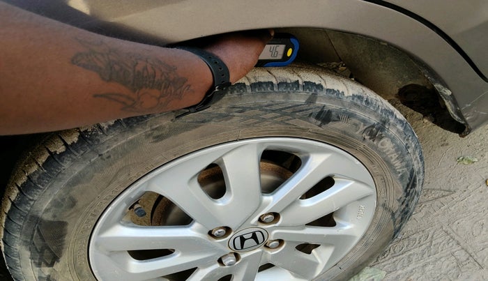 2015 Honda Mobilio 1.5L I-VTEC V, Petrol, Manual, 74,786 km, tyre