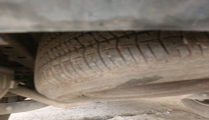 2017 Mahindra XUV500 W6, Diesel, Manual, 43,593 km, tyre