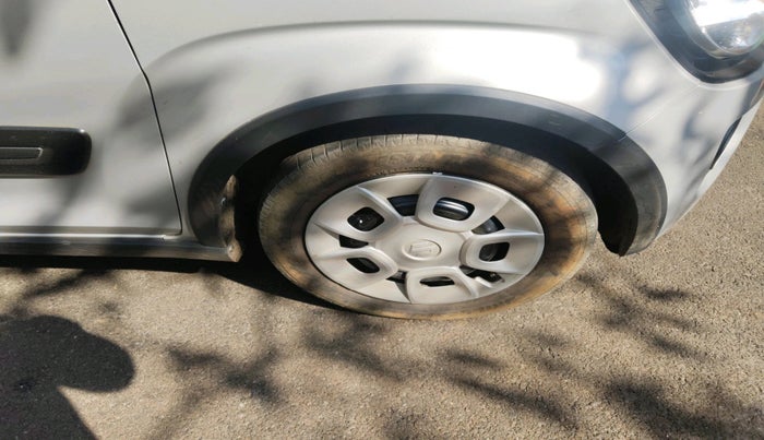 2020 Maruti IGNIS DELTA 1.2, Petrol, Manual, 90,663 km, tyre