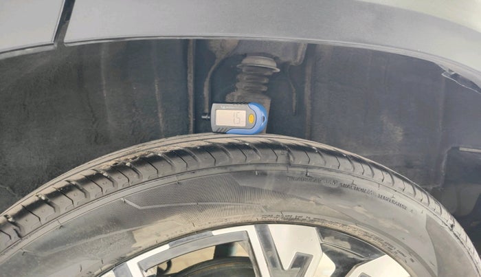 2024 Renault Kiger RXZ MT, Petrol, Manual, 3,321 km, tyre