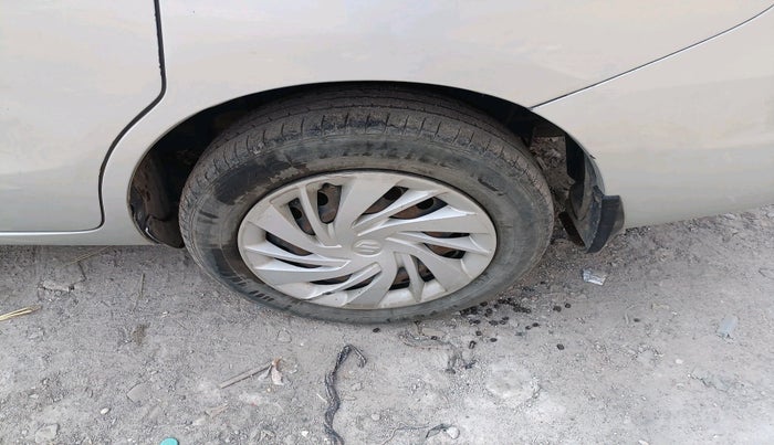 2020 Maruti Ertiga VXI CNG, CNG, Manual, 87,827 km, tyre