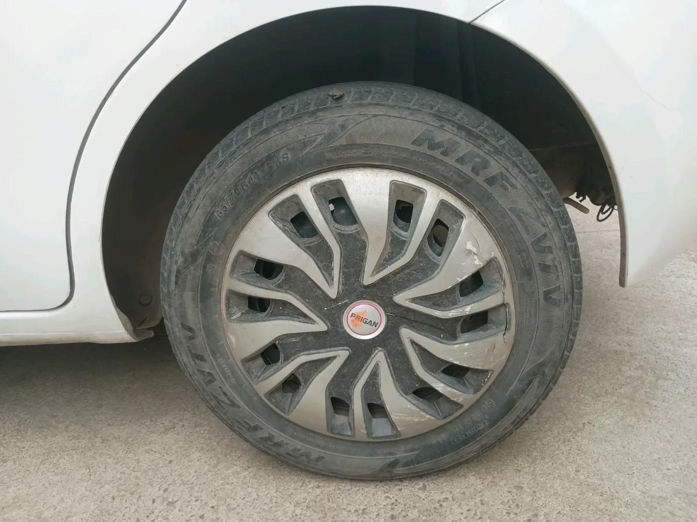 2016 Nissan Micra XL CVT, Petrol, Automatic, 59,663 km, tyre