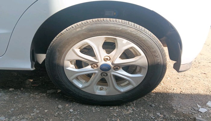 2018 Ford New Figo TITANIUM1.5 DIESEL, Diesel, Manual, 1,63,648 km, tyre