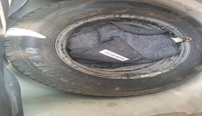 2016 Hyundai Elite i20 SPORTZ 1.2, Petrol, Manual, 76,433 km, tyre