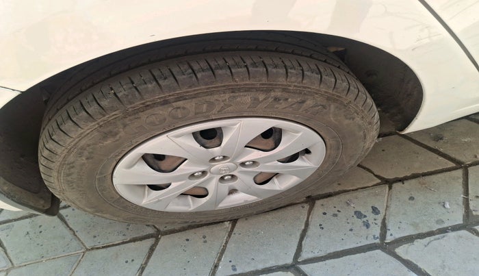 2016 Hyundai Elite i20 SPORTZ 1.2, Petrol, Manual, 76,433 km, tyre