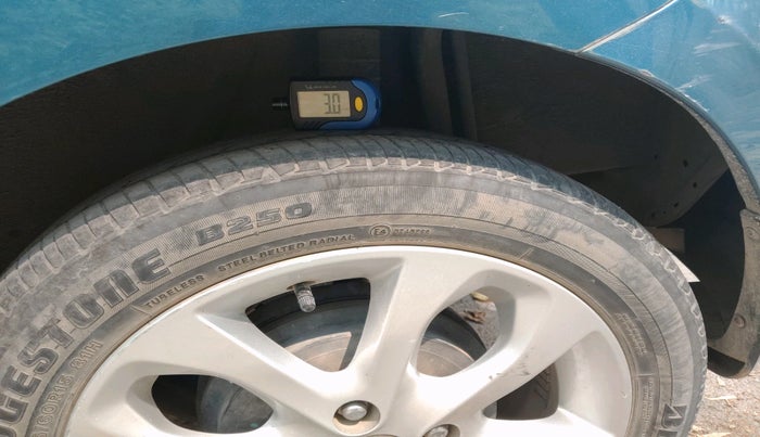 2017 Nissan Micra XV CVT, Petrol, Automatic, 58,294 km, tyre