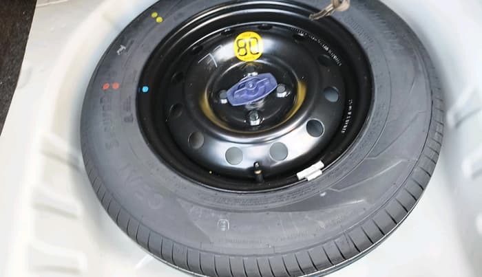 2025 Maruti Dzire ZXi Plus, Petrol, Manual, 2,362 km, tyre