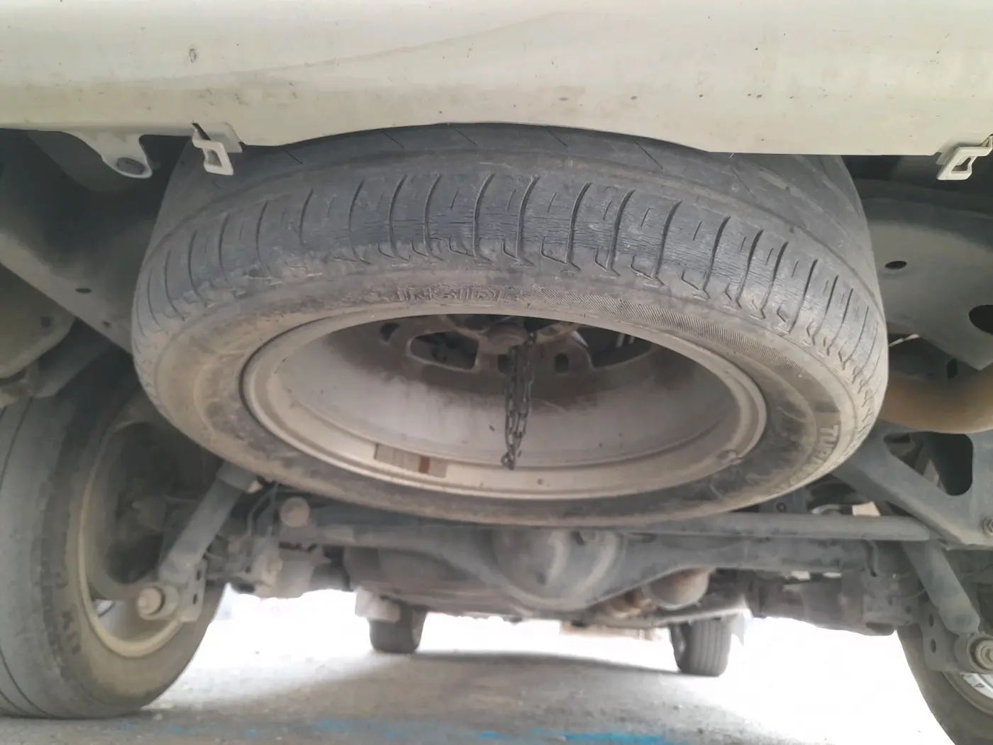 2020 Toyota Innova Crysta 2.4 ZX AT 7 STR, Diesel, Automatic, 1,14,470 km, tyre