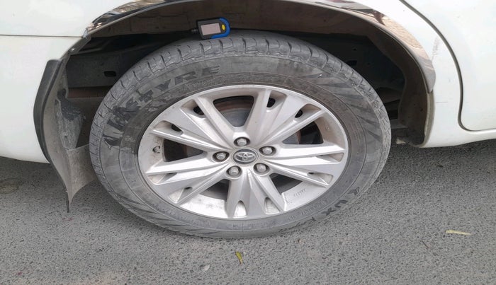 2020 Toyota Innova Crysta 2.4 ZX AT 7 STR, Diesel, Automatic, 1,14,470 km, tyre