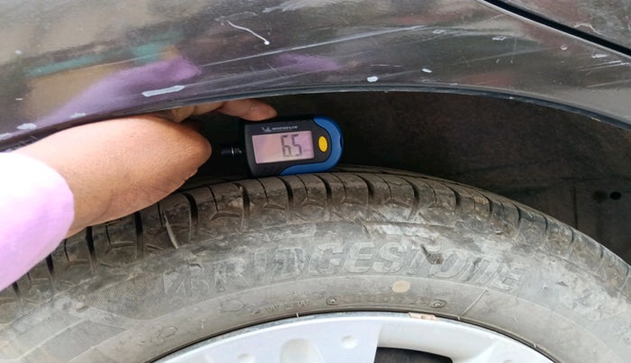 2015 Honda Amaze 1.2L I-VTEC S, Petrol, Manual, 1,06,047 km, tyre