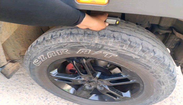 2022 Mahindra Thar LX D AT 4WD HT, Diesel, Automatic, 79,619 km, tyre