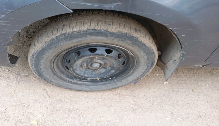 2012 Tata Indica Vista LS TDI, Diesel, Manual, 1,84,813 km, tyre