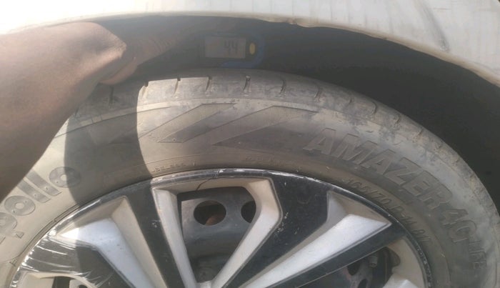 2014 Honda Amaze 1.5L I-DTEC S, Diesel, Manual, 1,20,132 km, tyre