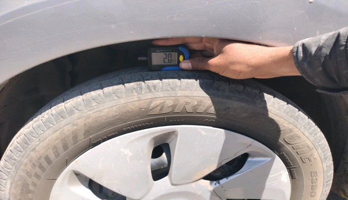 2018 Maruti Celerio VXI AMT (O), CNG, Automatic, 1,06,655 km, tyre