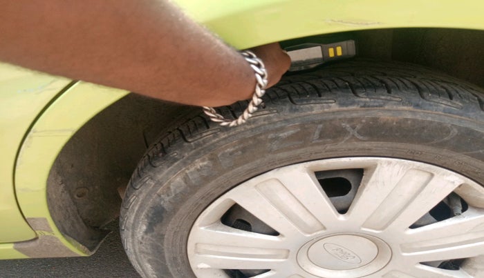 2011 Ford Figo EXI 1.2 PETROL, Petrol, Manual, 59,690 km, tyre