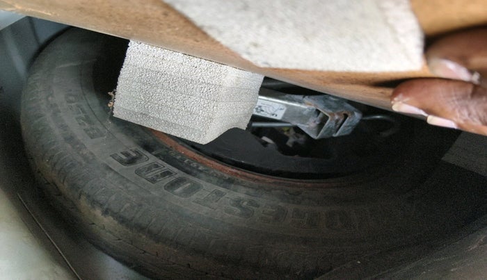 2012 Hyundai i10 MAGNA 1.2, Petrol, Manual, 78,001 km, tyre