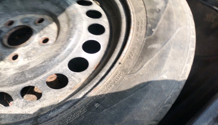 2018 Maruti S Cross ZETA 1.3, Diesel, Manual, 1,27,249 km, tyre