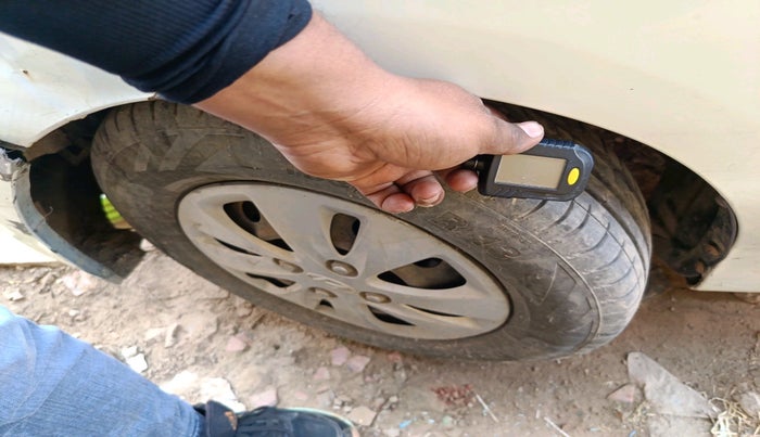 2011 Hyundai i10 MAGNA 1.1, Petrol, Manual, 54,709 km, tyre