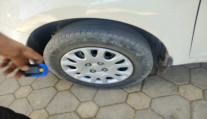 2011 Hyundai i20 MAGNA 1.4 CRDI, Diesel, Manual, 2,09,317 km, tyre