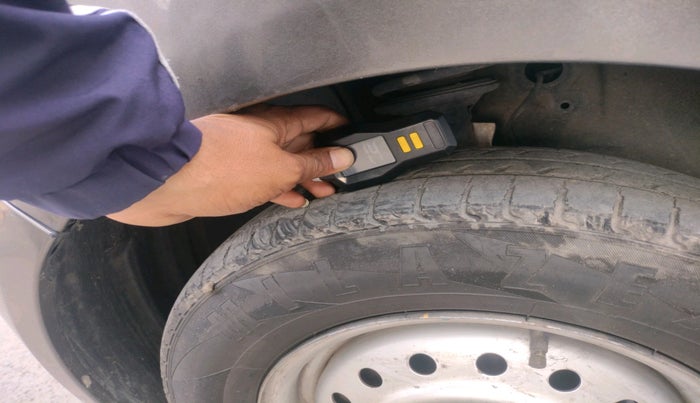 2019 Maruti New Wagon-R LXI CNG 1.0, CNG, Manual, 2,16,223 km, tyre