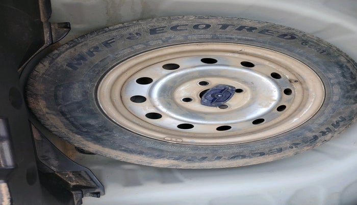 2024 Maruti Swift LXi, Petrol, Manual, 23,026 km, tyre