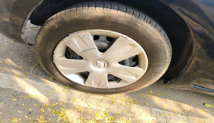 2013 Renault Pulse RXL DIESEL, Diesel, Manual, 1,29,759 km, tyre