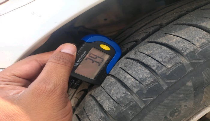 2018 Maruti Ciaz ALPHA 1.5 SHVS PETROL, Petrol, Manual, 1,17,616 km, tyre