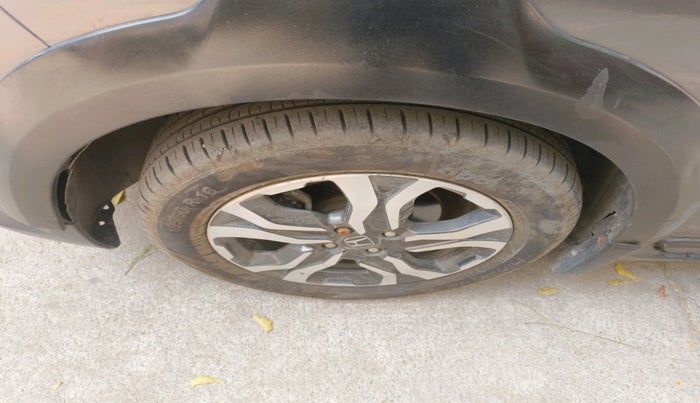 2018 Honda WR-V 1.5L I-DTEC VX MT, Diesel, Manual, 87,686 km, tyre