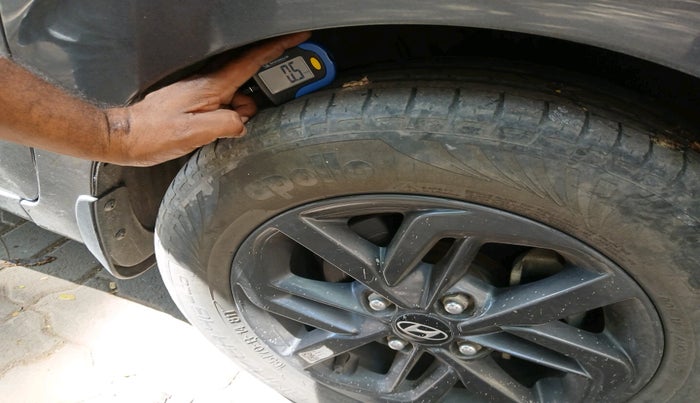 2022 Hyundai GRAND I10 NIOS SPORTZ 1.2 KAPPA VTVT CNG, CNG, Manual, 33,049 km, tyre