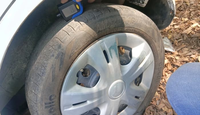 2012 Maruti Wagon R 1.0 VXI, Petrol, Manual, 58,282 km, tyre