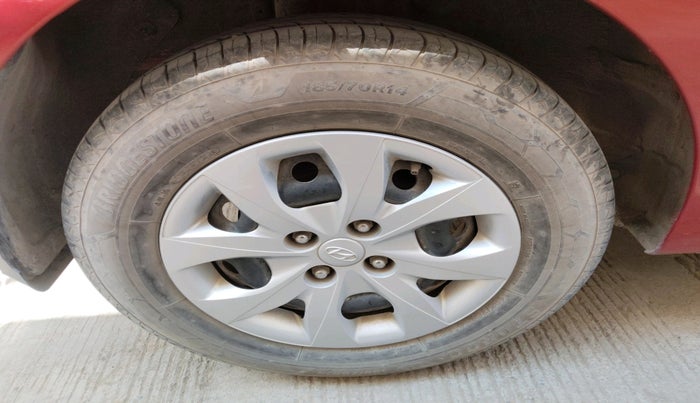 2017 Hyundai Elite i20 MAGNA EXECUTIVE 1.2, Petrol, Manual, 78,180 km, tyre