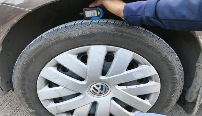 2016 Volkswagen Ameo COMFORTLINE 1.2L, Petrol, Manual, 61,196 km, tyre